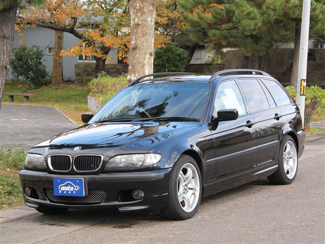 BMW 318i Touring M-sport